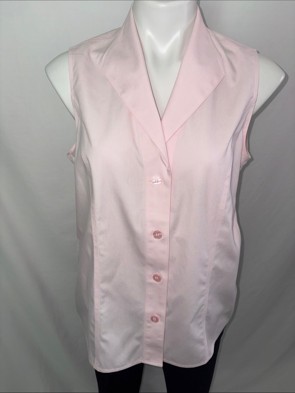 Jones New York Collection Platinum Pale Pink Sleeveless Button-Down Shirt